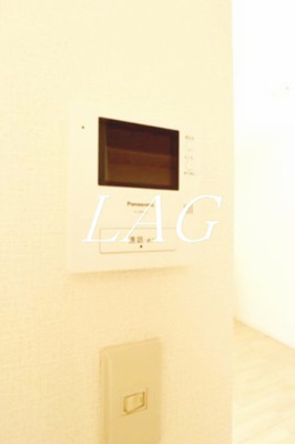 【セキュリティ】 | アーバンテラス | モニター付きインターホンです。
