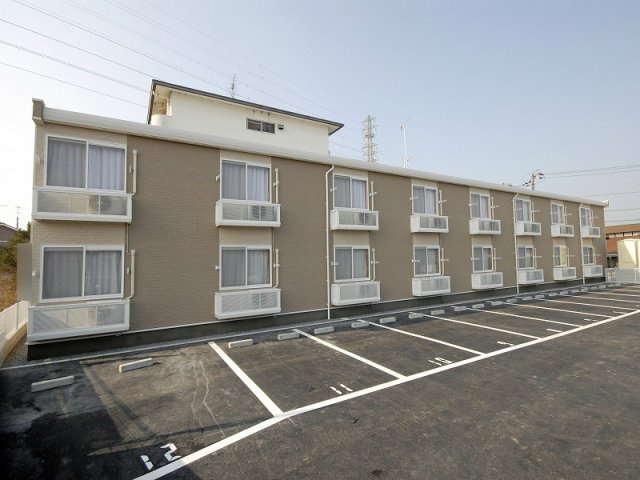レオパレス片山の外観