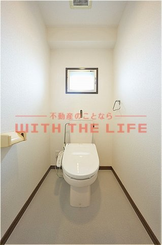 YMクレスト【キャッシュバック対象物件】のトイレ|落ち着いた色調のトイレです