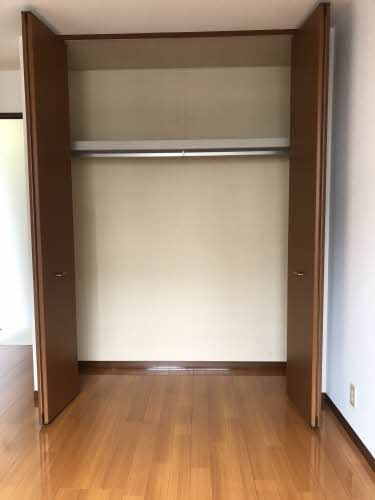 シャーメゾン国領 Ａ棟の収納