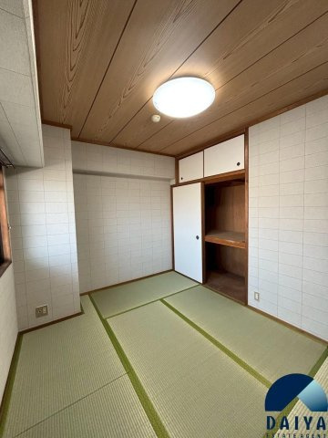 メゾンいしづちの和室