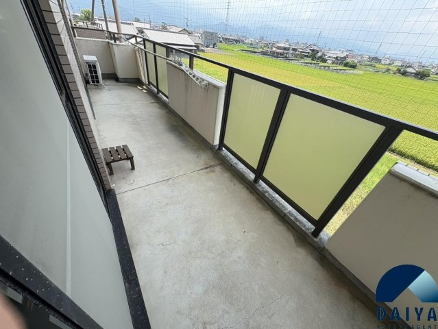メゾンいしづちのバルコニー