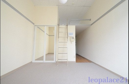 レオパレスナテュールの居間・リビング|備品や設備仕様は号室等により異なります現地をご確認下さい。