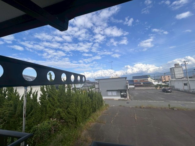 プリメーラの駐車場
