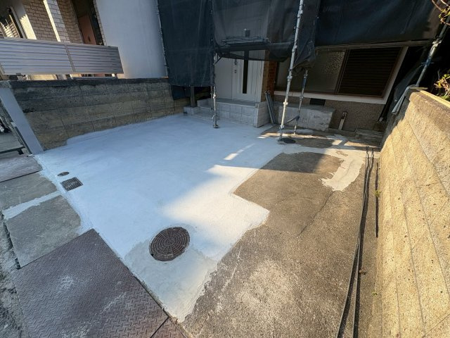 神戸市垂水区西脇１丁目　戸建の駐車場