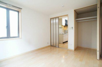 ２面採光の明るいお部屋です☆