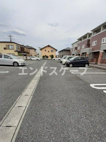 プロスベールＢの駐車場|高崎、前橋のお部屋探しはエンドスケープまで！お客様の理想お聞かせ下さい♪