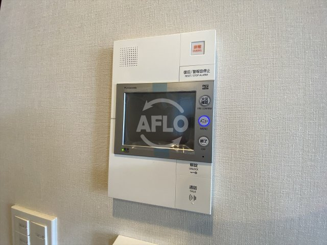 クレヴィアタワー大阪本町のセキュリティ|クレヴィアタワー大阪本町　TVモニター付きインターホン