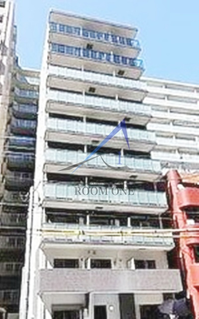 ロイヤルブルーム高鼻町 