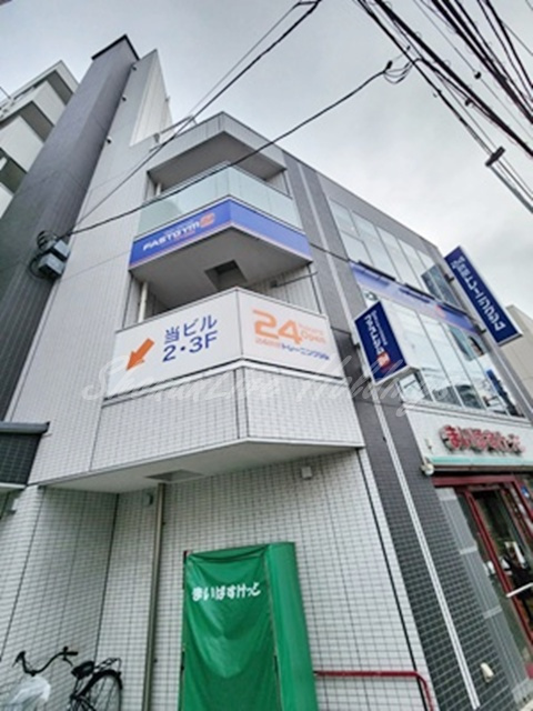 横浜市神奈川区六角橋１丁目の賃貸マンションの外観