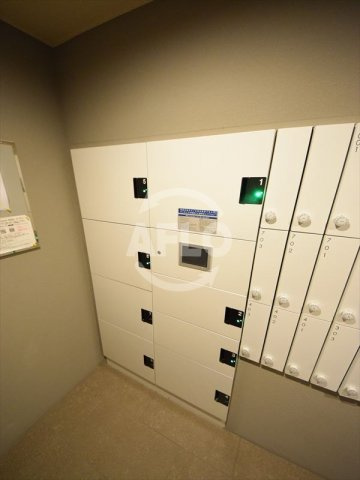 Calmtree上町台（カームツリー上町台）　五条小学校区の設備|Calmtree上町台（カームツリー上町台）　宅配ボックス