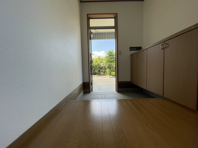 築山新町　中古戸建のその他|玄関ホール
