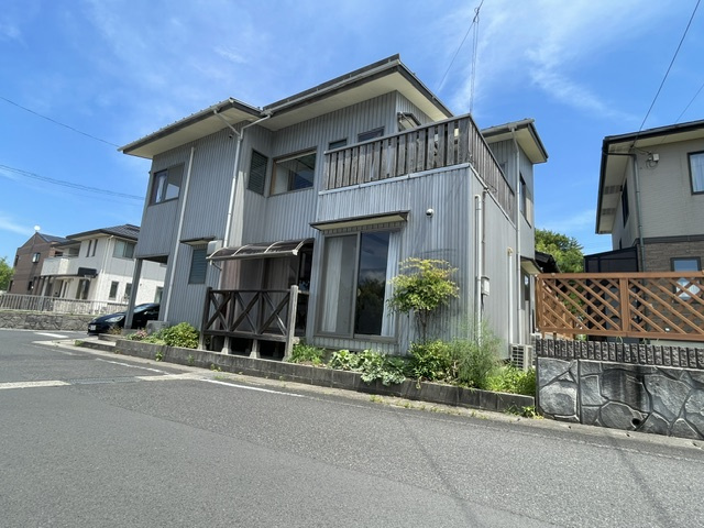 築山新町　中古戸建の外観|外観は落ち着いています