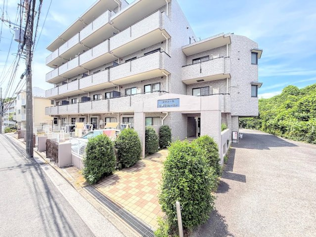 ロワレール日限山ファーストの外観|◆リフォーム済みでのお引渡しなので、即ご入居可能です。家具の配置や色など決めやすくスムーズにお引越しできます。