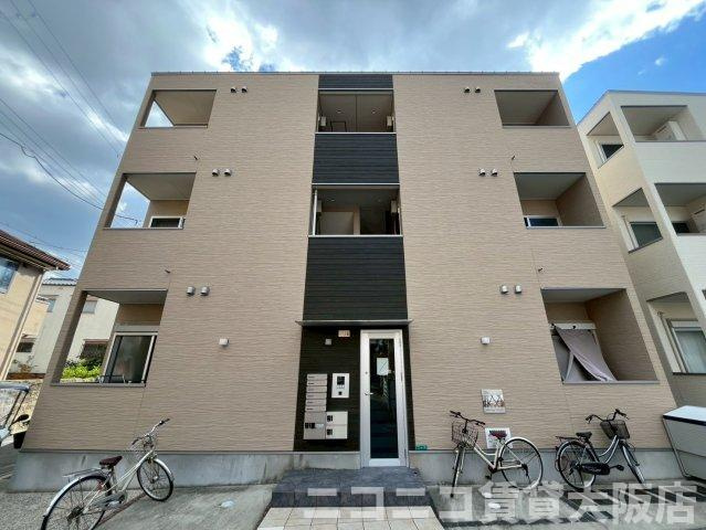 大阪市淀川区十八条１丁目のアパートの外観