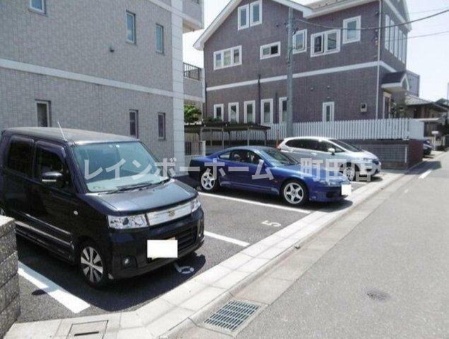 フェスタ※初期費用分割後払いサービス利用可能物件の駐車場