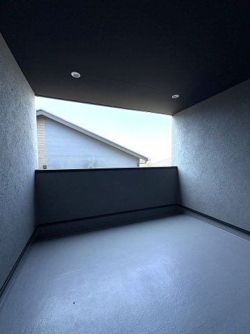 Designers House鎌倉ー69坪超のゆったりとした敷地のバルコニー