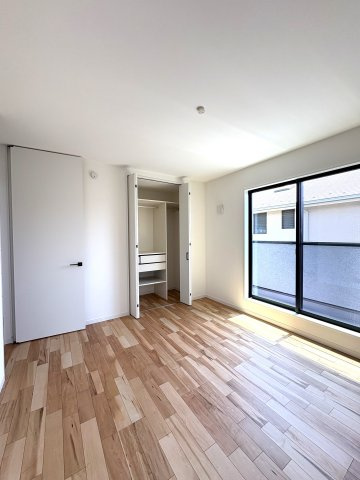 Designers House鎌倉ー69坪超のゆったりとした敷地の洋室