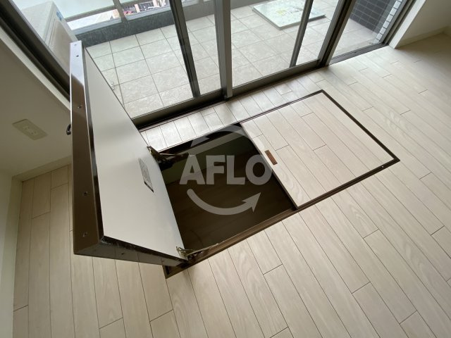 大阪市北区大淀中１丁目の賃貸マンションの収納|ARROW FIELDS壱番館（アローフィールズ壱番館）　床下収納