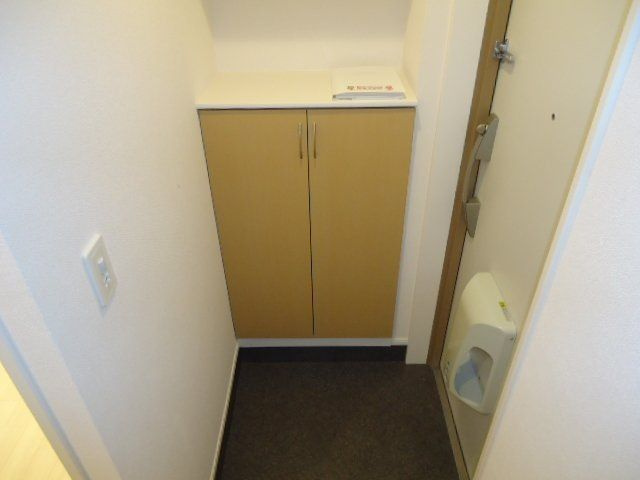 アヴァンティ三宮の玄関