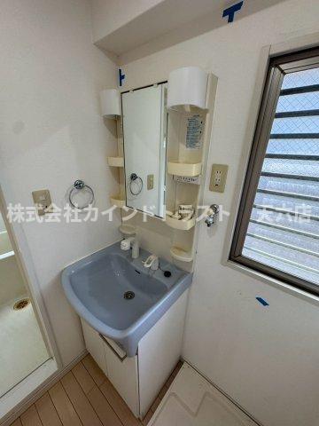 アスティオン都島の洗面所|広い洗面スペース