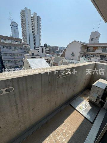 アスティオン都島のバルコニー|バルコニーからの眺めを楽しみながら食事をしませんか