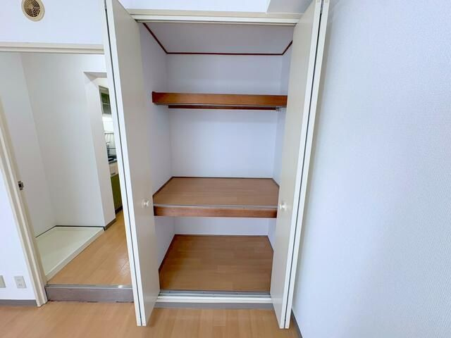 メゾンサンルーツの収納