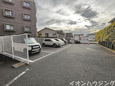 【駐車場】 | レクセルマンション浦安