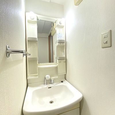 HAO新屋敷の独立洗面台