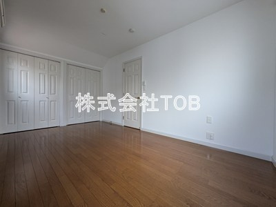 【内装】 | ガーデン成城ハウス-再契約型　定期借家2年- | 8帖