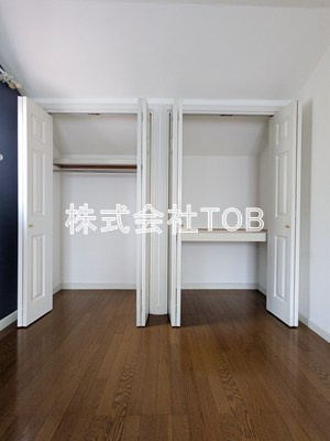 【収納】 | ガーデン成城ハウス-再契約型　定期借家2年- | 8帖クローゼット