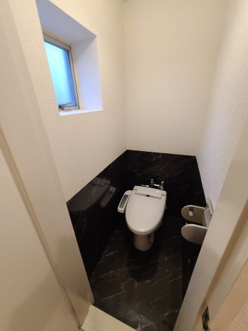 富士マンションのトイレ|シンプルで使いやすいトイレです