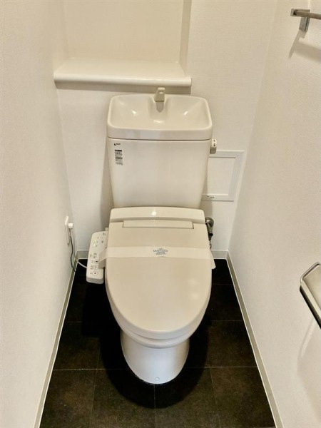 プレミアコンフォート高井戸のトイレ|清潔感のあるトイレです