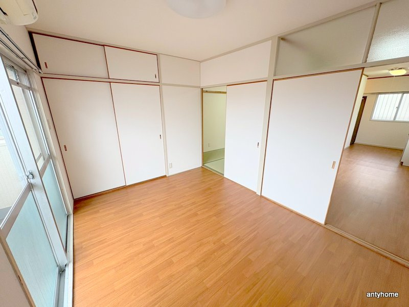 第２マンション北　仲介手数料無料の洋室