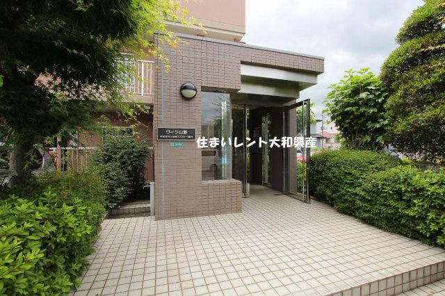 ヴィラ山野のエントランス
