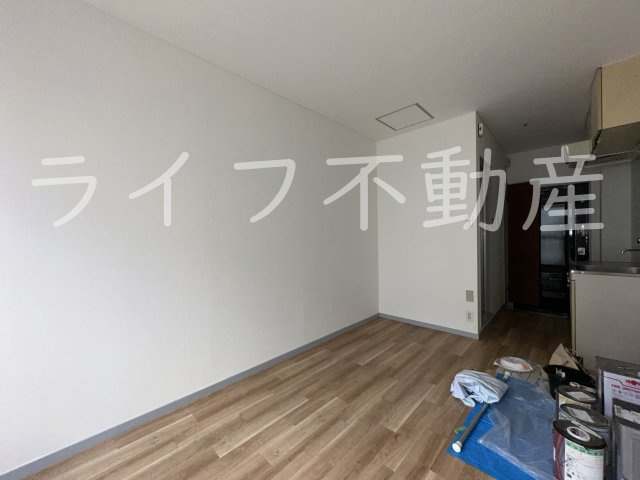 第2瓢箪山ハイツ（ダイニヒョウタンヤマハイツ）の居間・リビング|おしゃれな居間です