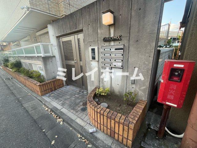 キャナルパークのエントランス