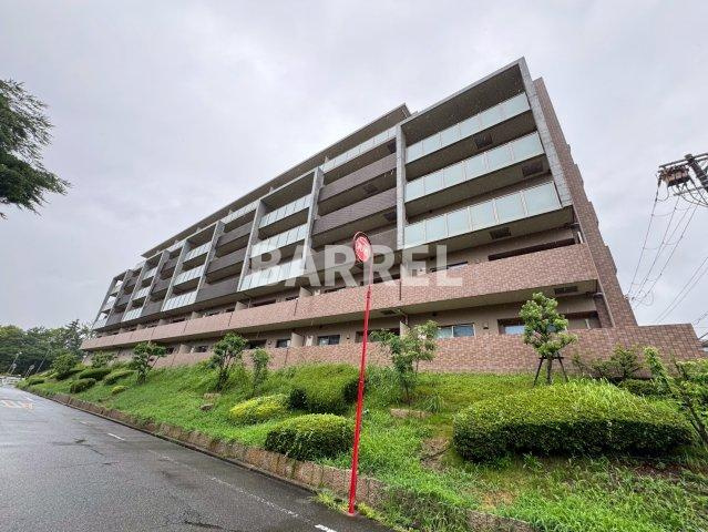 アンビエラ桃山台の外観