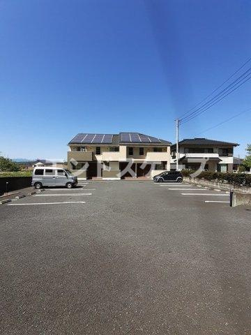 カーサ　モレラの駐車場|高崎、前橋のお部屋探しはエンドスケープまで！お客様の理想お聞かせ下さい♪