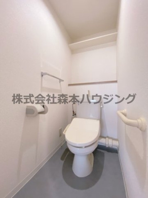 【トイレ】 | 　サニーヒル忍ケ丘 | 清潔感のあるトイレです