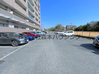 【駐車場】 | 　サニーヒル忍ケ丘 | 駐車場完備です