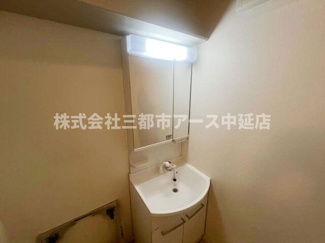 【洗面所】 | ＳＯＬＡＳＩＡｒｅｓｉｄｅｎｃｅ品川大井 | ＳＯＬＡＳＩＡｒｅｓｉｄｅｎｃｅ品川大井　は三都市アース中延店へお任せください！　ご内覧可能なお部屋は物件現地お待ち合わせご案内可能です！
