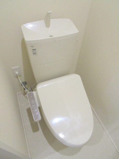 ＡｎｇｅＢ　アンジュビーのトイレ|★温水洗浄便座★