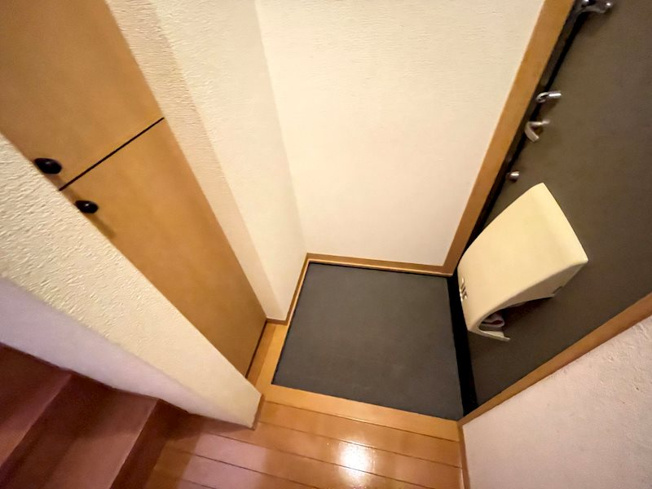 【玄関】 | ウィステラス渋谷本町