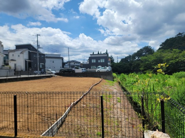 川口市木曽呂カースペース2台
