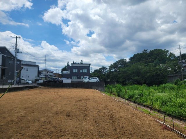川口市木曽呂カースペース2台