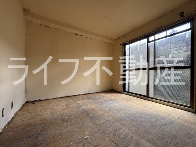 TTN鴻池新田の居間・リビング|ゆったり過ごせるリビングです