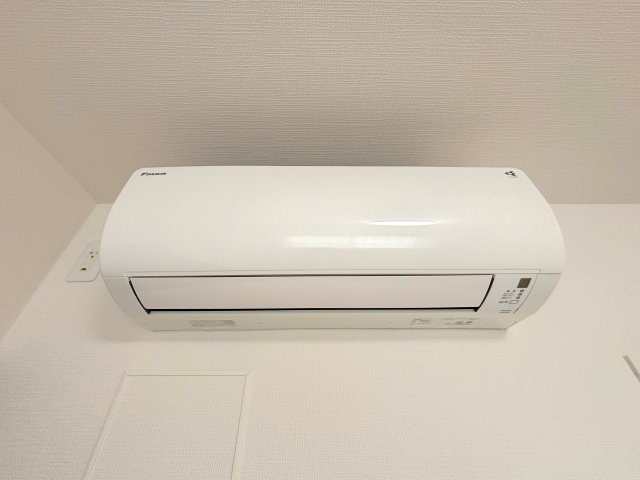 洋室2：ルームエアコン