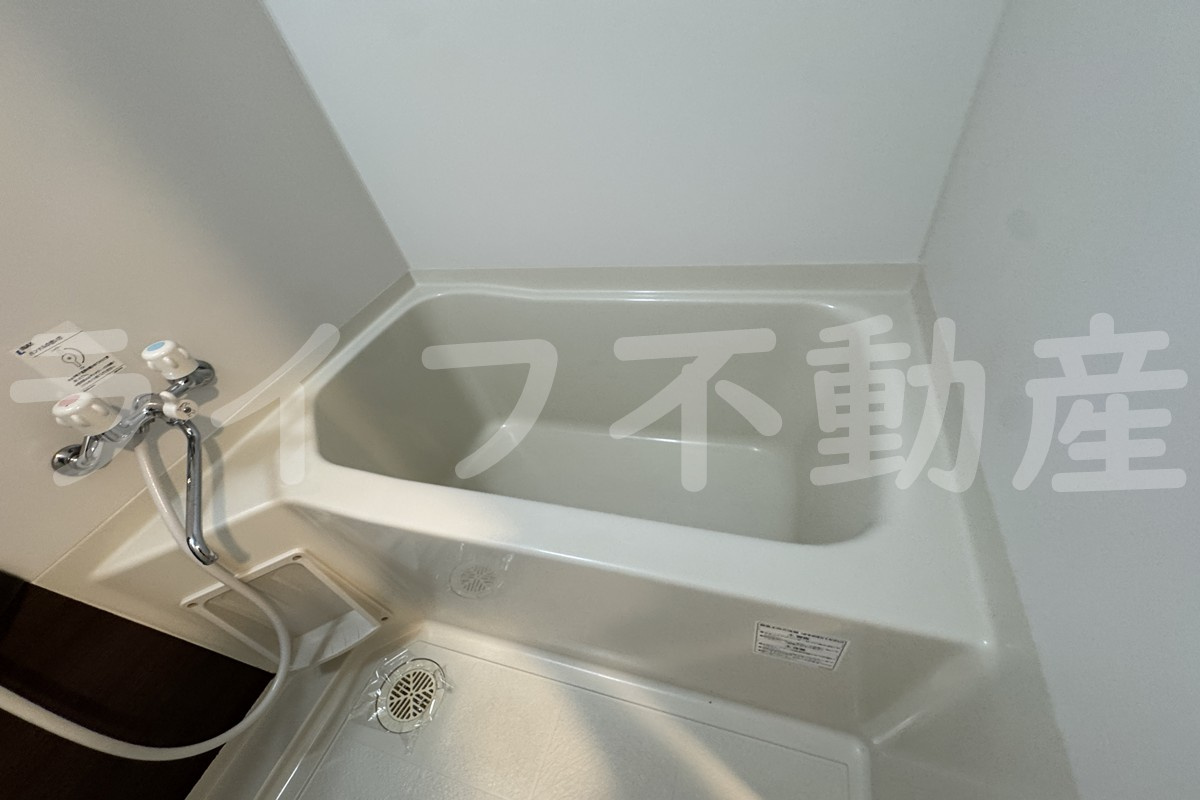 エステムプラザ大阪城パークフロントの浴室|日々の疲れを癒すお風呂付です