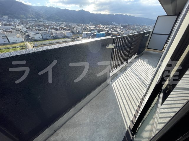 Lakia Maison瓢箪山のバルコニー|陽当たり良好なバルコニーです